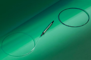 Broadband Inline Polarizer for Telecom WDM Systems